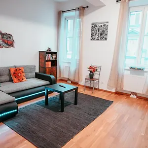Appartamento 4, Vienna